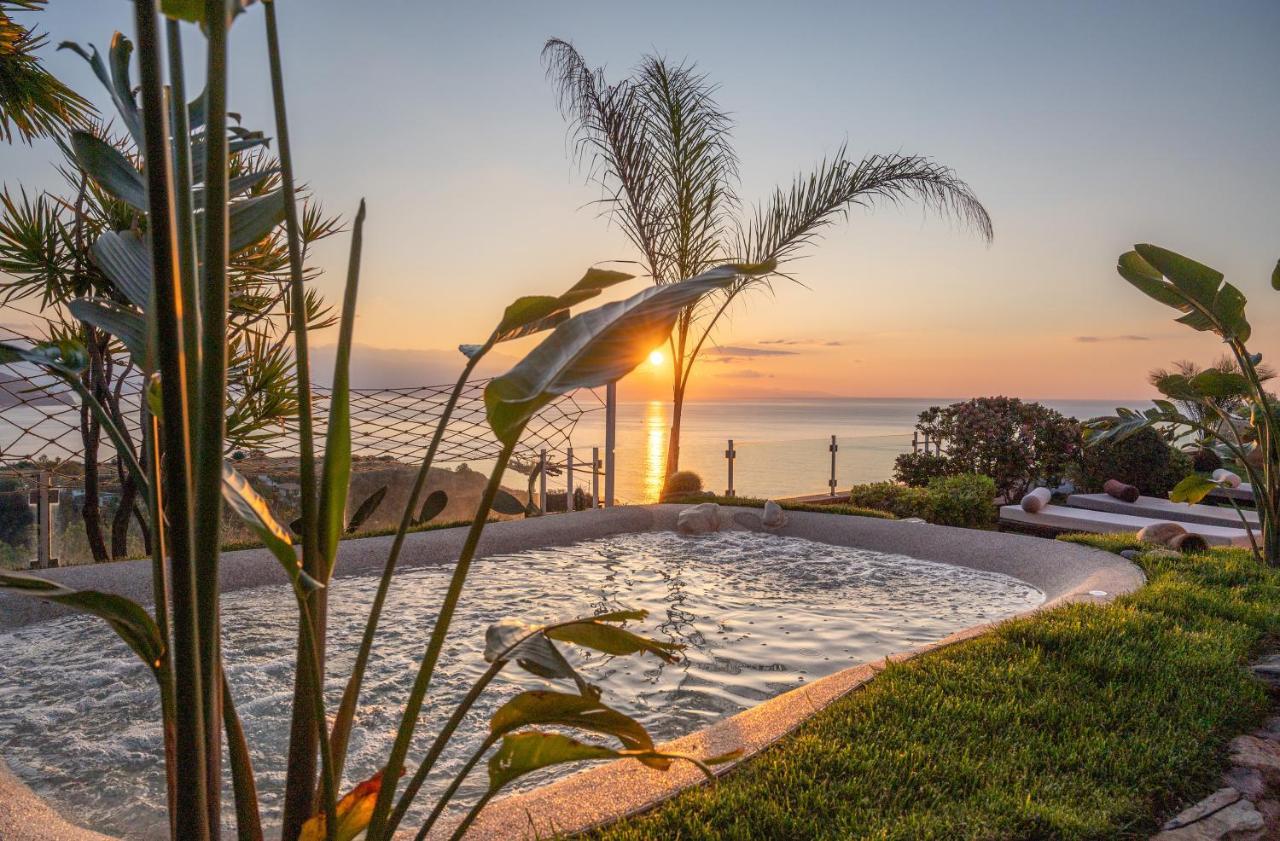 Villa con 2 Camere da Letto (4-6 Adulti)